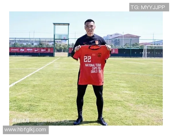 国足退役前向足球明星致以诚挚祝福与美好期许