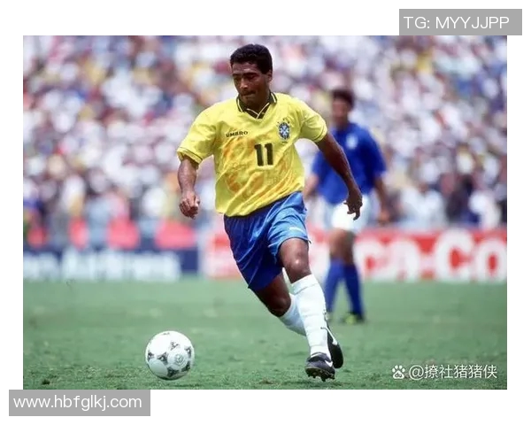 足球场上的小巨人揭秘最矮足球明星的身高与成就